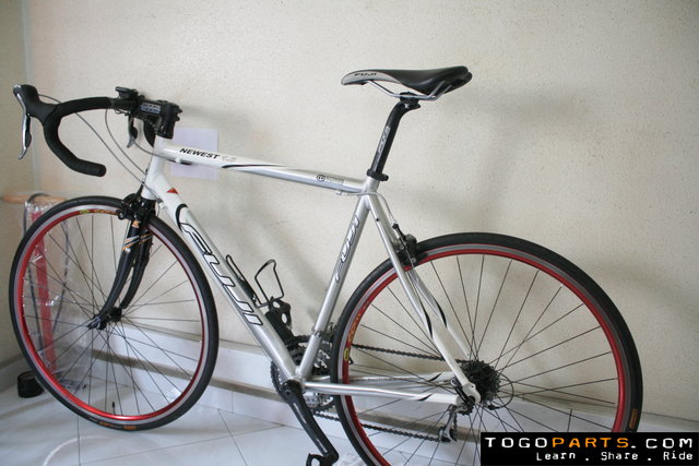 Fuji newest 1.0 road hot sale bike