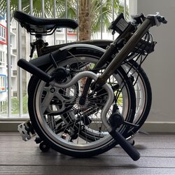 M6L Black Lacquer Brompton  | Togoparts Rides