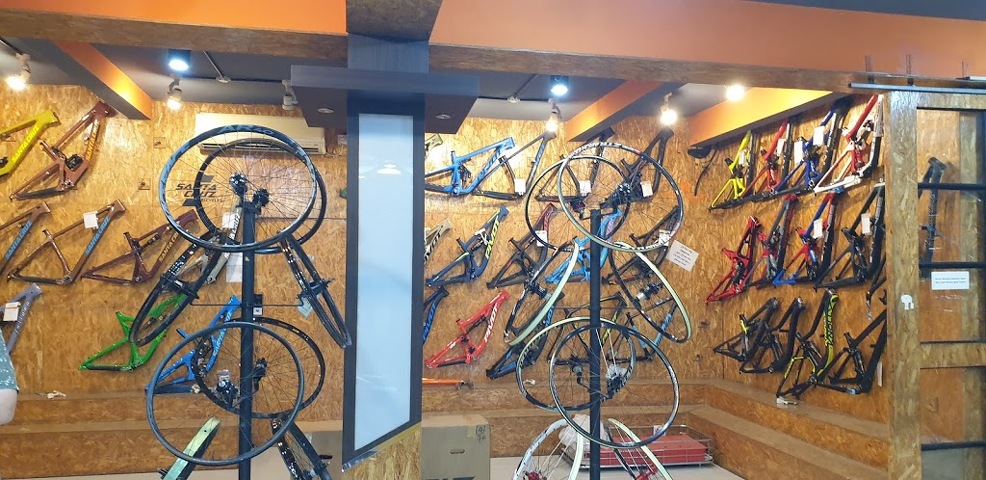 930 Bike Center Tangerang  HD