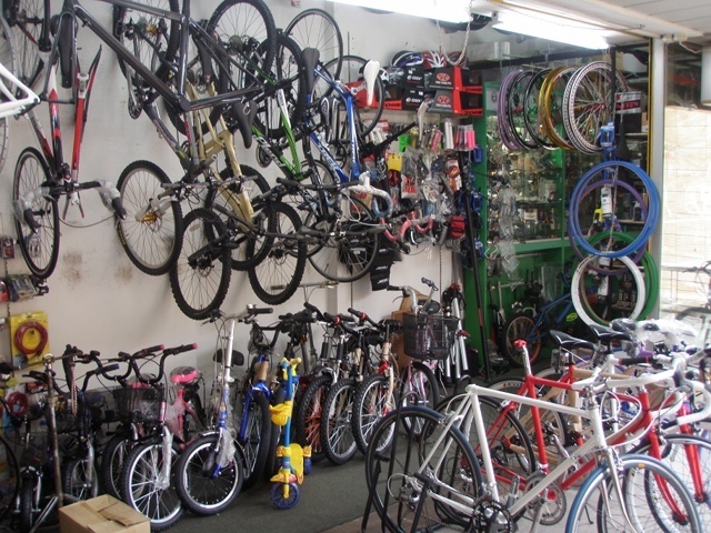 the hub bicycle shop